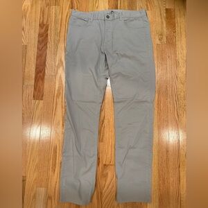 Faherty Movement 5-Pocket Pant - EUC